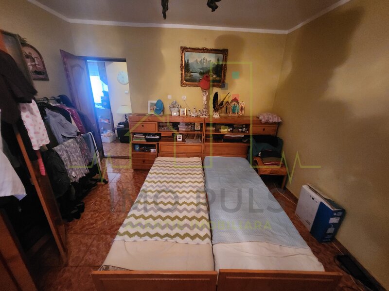 Timisoara Casa individuala. Foarte pretabila de afacere. SAD la parter si intrare separata