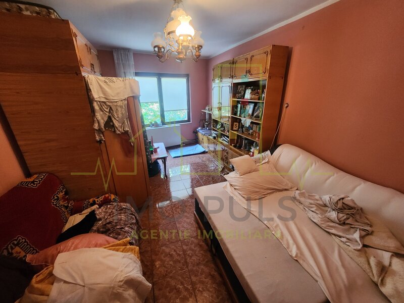 Timisoara Casa individuala. Foarte pretabila de afacere. SAD la parter si intrare separata